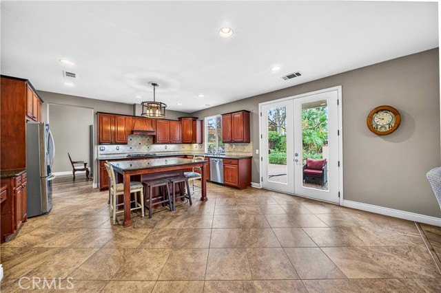 Detail Gallery Image 19 of 62 For 43898 Carentan Dr, Temecula,  CA 92592 - 5 Beds | 3 Baths