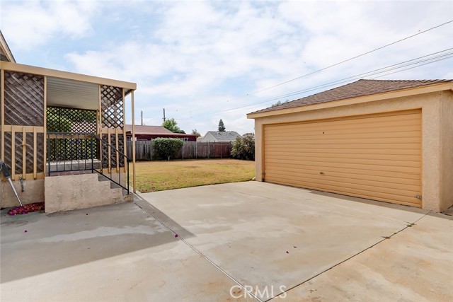 2405 Hawkins Avenue, Redondo Beach, California 90278, 3 Bedrooms Bedrooms, ,1 BathroomBathrooms,Residential,Sold,Hawkins,SB22122161
