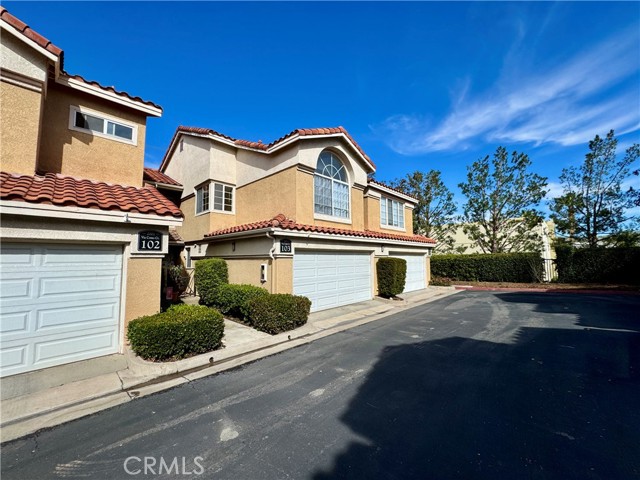 Detail Gallery Image 3 of 39 For 2001 via Como #103,  Corona,  CA 92881 - 2 Beds | 2/1 Baths