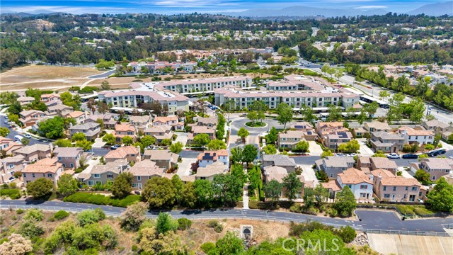 Detail Gallery Image 61 of 65 For 27735 Summer Grove Pl, Valencia,  CA 91354 - 4 Beds | 3 Baths