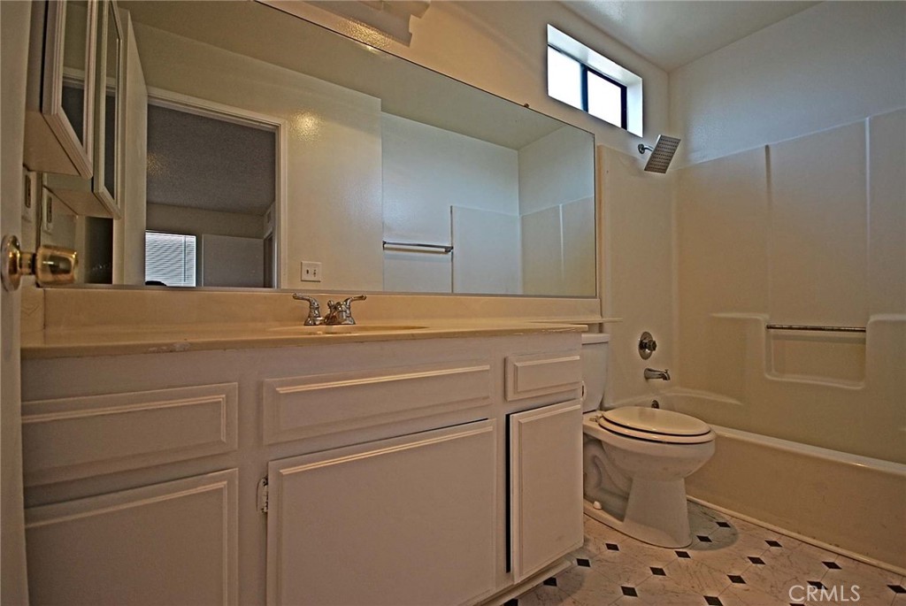 MLS #SR25268979 image #12