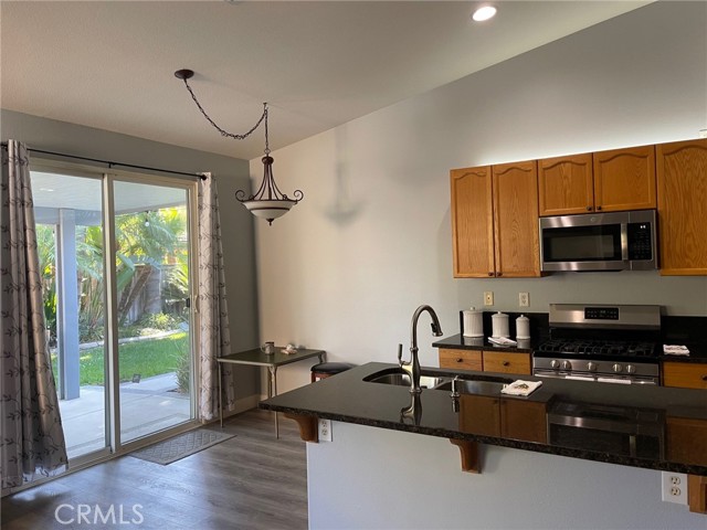 Detail Gallery Image 10 of 21 For 14147 Fairchild Dr, Corona,  CA 92880 - 3 Beds | 2 Baths