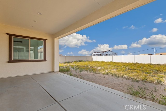 17744 Mcdowell Valley Drive, Riverside CA: https://media.crmls.org/medias/6a3fa2aa-4632-4ee2-9030-dd161dd5a708.jpg