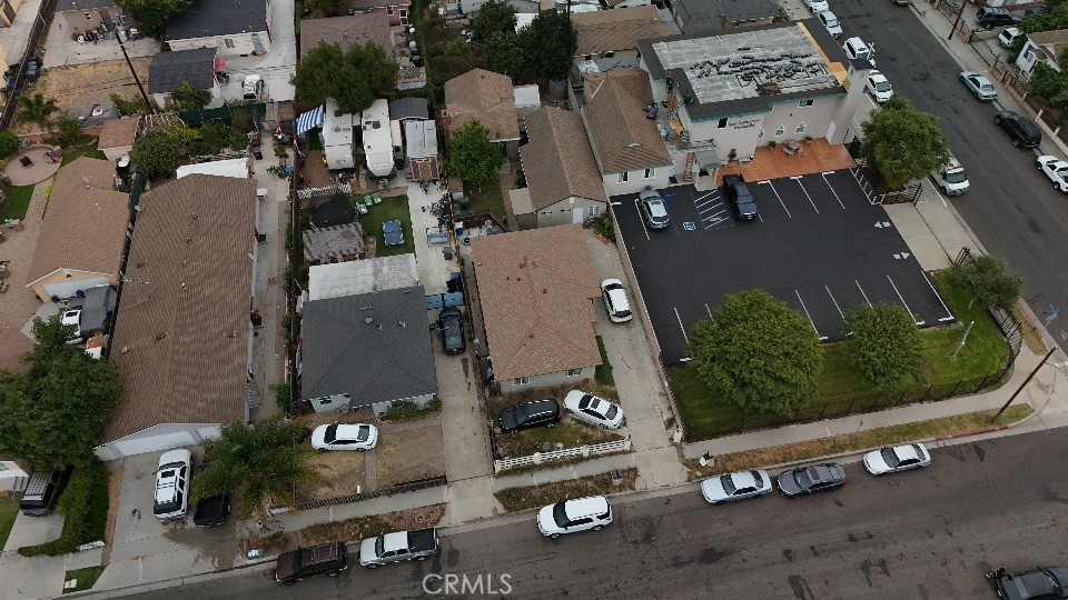 Duplex at 20518 Raymond