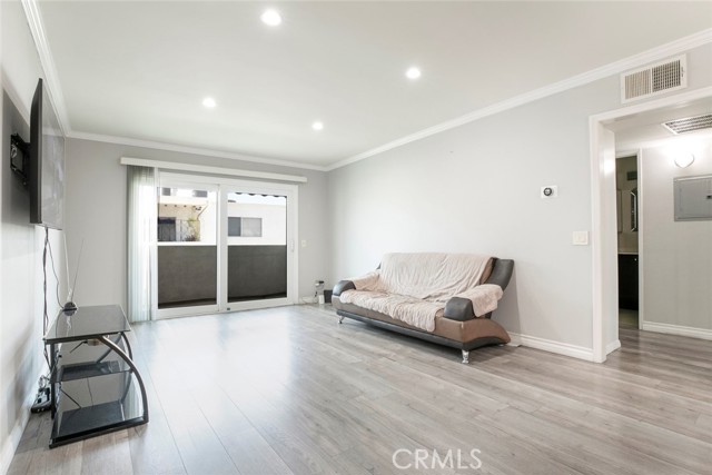 Detail Gallery Image 7 of 22 For 500 Jackson Pl #317,  Glendale,  CA 91206 - 2 Beds | 2 Baths