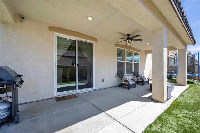 Detail Gallery Image 8 of 73 For 16981 Schneider St, Fontana,  CA 92336 - 4 Beds | 3/1 Baths