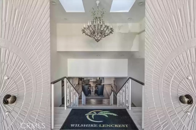 Detail Gallery Image 13 of 32 For 1277 S Beverly Glen Bld #303,  Los Angeles,  CA 90024 - 2 Beds | 2/1 Baths