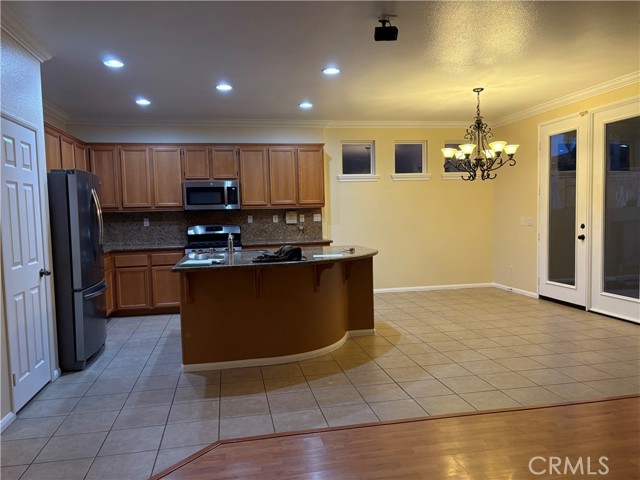 Detail Gallery Image 8 of 21 For 1249 Sandy Cape Ct, San Diego,  CA 92154 - 3 Beds | 2/1 Baths