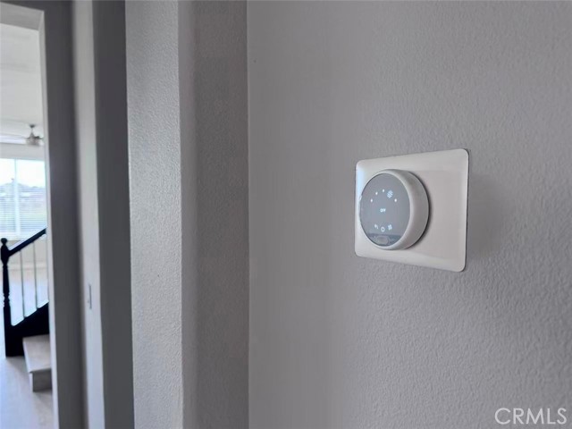 Detail Gallery Image 25 of 27 For 19738 Castille Ln, Santa Clarita,  CA 91350 - 4 Beds | 4 Baths