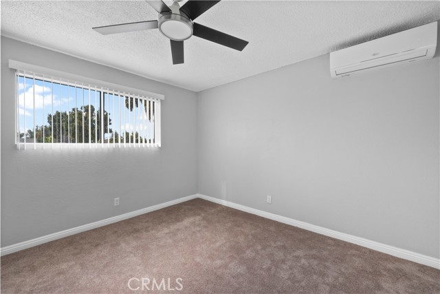 Detail Gallery Image 15 of 28 For 8126 Mountain View Ave a,  South Gate,  CA 90280 - 2 Beds | 1/1 Baths