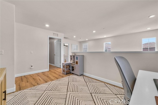 Detail Gallery Image 19 of 34 For 18123 Corktree Dr, San Bernardino,  CA 92407 - 4 Beds | 3 Baths
