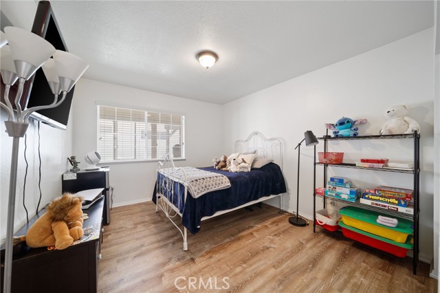 Detail Gallery Image 14 of 20 For 11575 Winifred Dr, Apple Valley,  CA 92308 - 2 Beds | 2 Baths