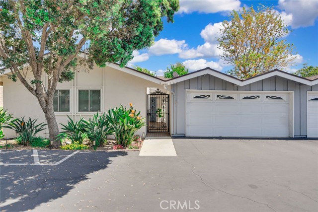 Detail Gallery Image 1 of 43 For 2486 Napoli Way, Costa Mesa,  CA 92627 - 3 Beds | 2 Baths