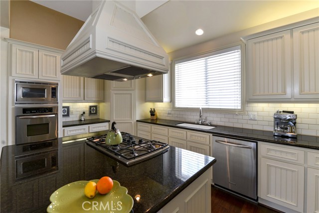 129 Broadway, Redondo Beach, California 90277, 3 Bedrooms Bedrooms, ,3 BathroomsBathrooms,Residential,Sold,Broadway,PV17006440