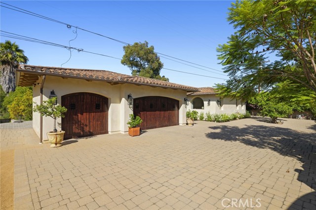 31527 Aguacate Road, San Juan Capistrano CA: https://media.crmls.org/medias/6a41bf14-e2fb-45b7-9fe9-9481e3bad934.jpg