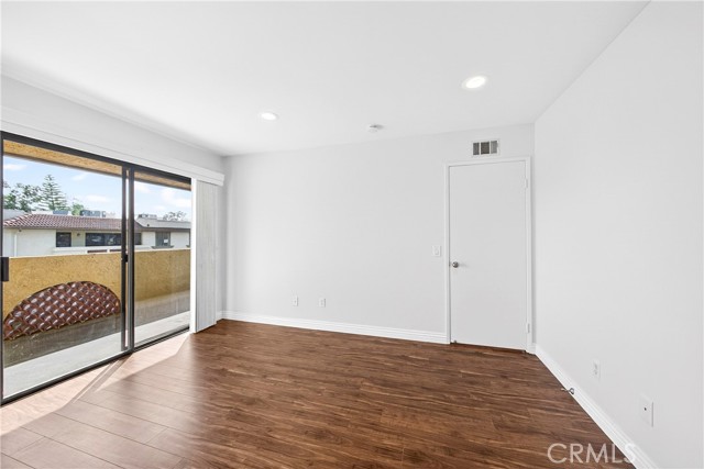 Detail Gallery Image 20 of 36 For 25261 Tanoak, Lake Forest,  CA 92630 - 2 Beds | 2 Baths