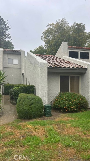 Detail Gallery Image 2 of 14 For 29376 via Frontera, Murrieta,  CA 92563 - 2 Beds | 2 Baths