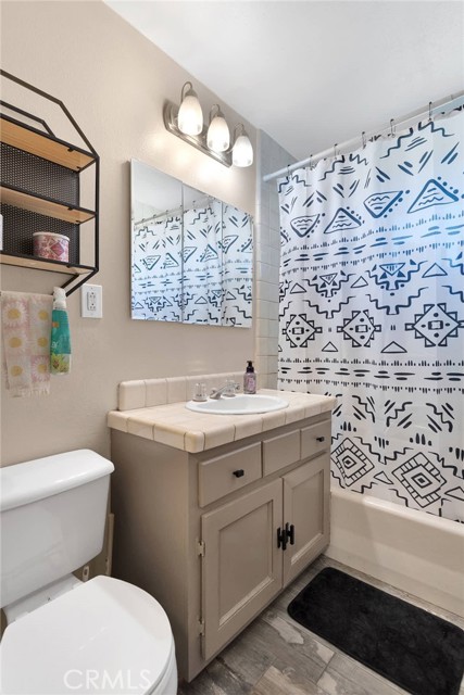 21822 Dotame Ave, Apple Valley CA: https://media.crmls.org/medias/6a44bcde-b576-4197-9c50-81a32e33cafc.jpg