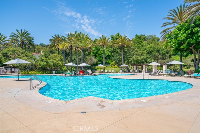 2 Corte Arbertura, San Clemente CA: https://media.crmls.org/medias/6a44c243-351c-4284-bf09-af5111547cbf.jpg