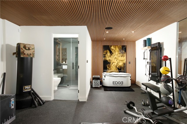 3863 Sherwood Place, Sherman Oaks CA: https://media.crmls.org/medias/6a44c586-4376-45ba-8efc-7958b400443e.jpg
