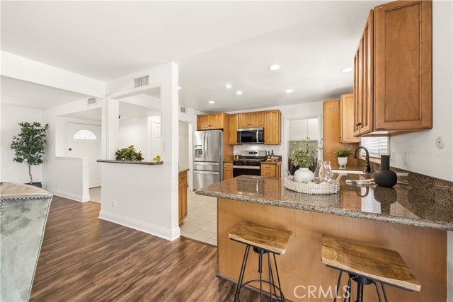 Detail Gallery Image 10 of 53 For 3525 Waco Ave, Simi Valley,  CA 93063 - 3 Beds | 2 Baths