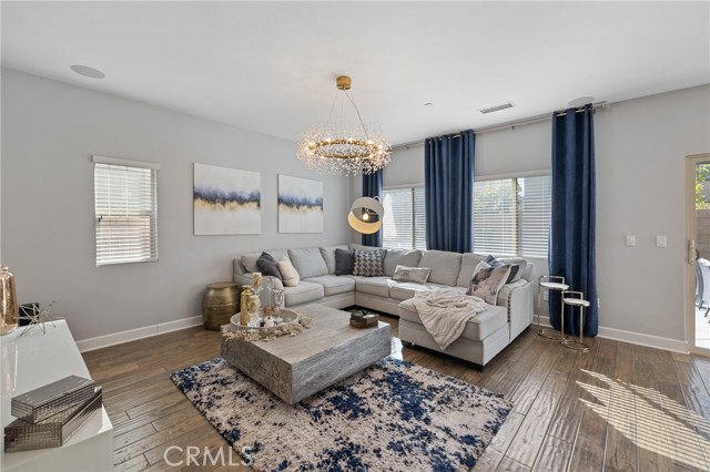7059 Bergamot Avenue, Moorpark CA: https://media.crmls.org/medias/6a4625aa-123c-4173-b96f-0f912d0d2994.jpg