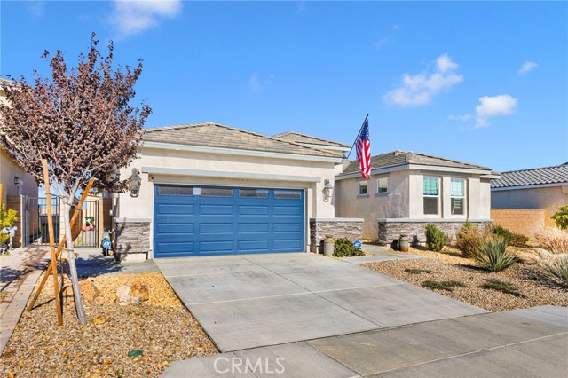 Detail Gallery Image 2 of 53 For 12672 Wycliff, Victorville,  CA 92392 - 4 Beds | 3 Baths