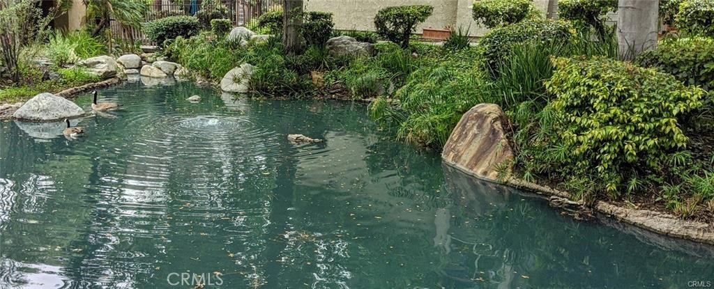 https://media.crmls.org/medias/6a47779d-f1f5-4663-86ed-222c4051f8a6.jpg?preset=X-Large