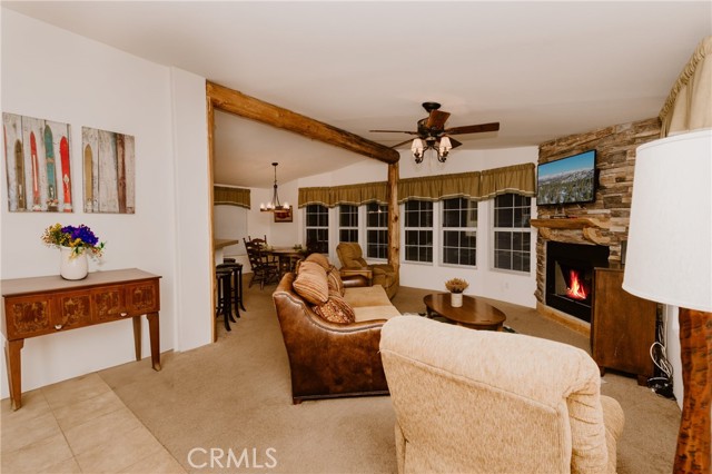 Detail Gallery Image 4 of 26 For 280 Sunset Ln, Sugarloaf,  CA 92386 - 3 Beds | 2 Baths