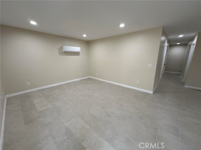 Detail Gallery Image 7 of 16 For 16424 El Molino Ct #1,  Fontana,  CA 92335 - 4 Beds | 2 Baths