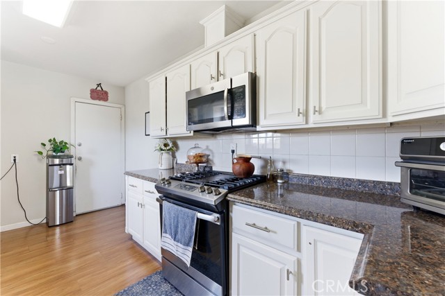 Detail Gallery Image 17 of 34 For 2426 Marty, Santa Ana,  CA 92706 - 3 Beds | 1/1 Baths