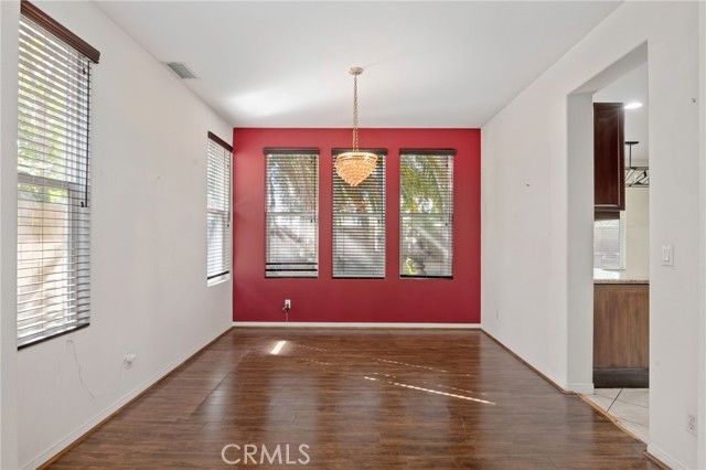 Detail Gallery Image 13 of 33 For 18814 Pinehaven Way, Porter Ranch,  CA 91326 - 5 Beds | 3 Baths