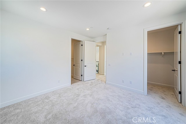 Detail Gallery Image 16 of 38 For 20138 W Galway Ln, Porter Ranch,  CA 91326 - 5 Beds | 5/1 Baths