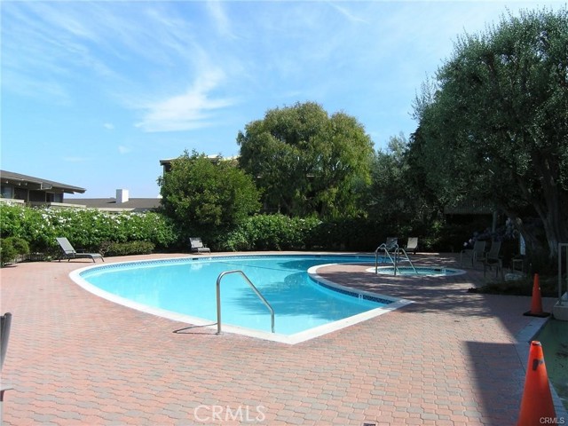 6542 Ocean Crest Drive, Rancho Palos Verdes, California 90275, 2 Bedrooms Bedrooms, ,2 BathroomsBathrooms,Residential,For Sale,Ocean Crest,IN24114299