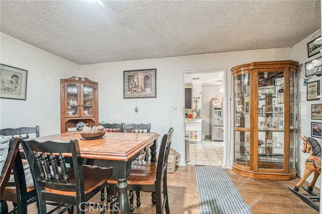 Detail Gallery Image 28 of 75 For 6729 W Clinton Ave, Fresno,  CA 93723 - 5 Beds | 3 Baths