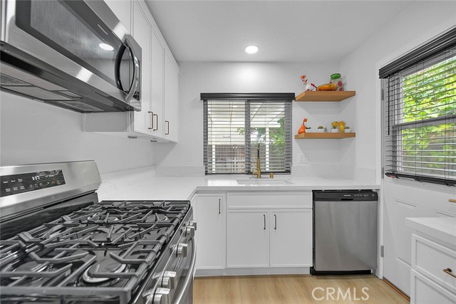 Detail Gallery Image 13 of 39 For 7077 Iris, Rancho Cucamonga,  CA 91739 - 3 Beds | 2 Baths