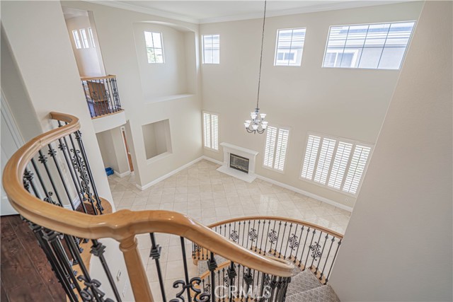 25910 Tennyson Lane, Stevenson Ranch CA: https://media.crmls.org/medias/6a4c47bd-1bbd-4515-82cd-1a9ce27121d8.jpg
