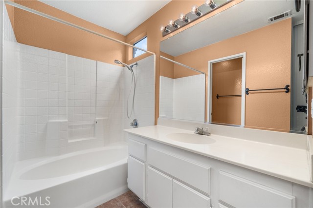 Detail Gallery Image 11 of 23 For 935 E Broadway, Anaheim,  CA 92805 - 3 Beds | 2/1 Baths
