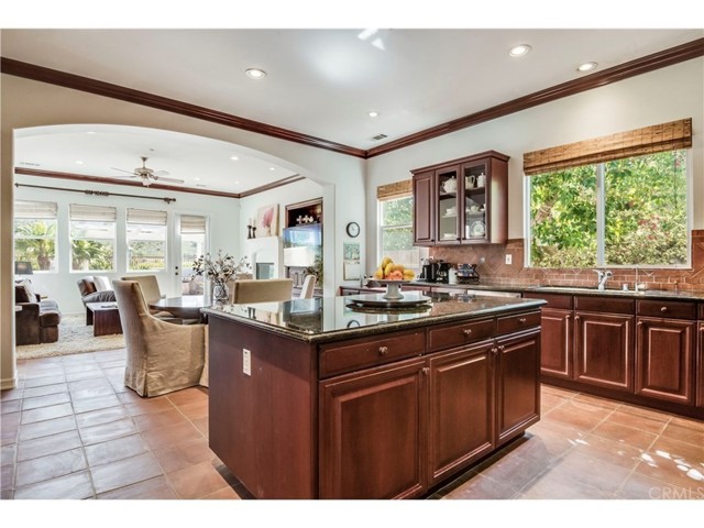 Detail Gallery Image 12 of 24 For 440 Tangerine Place, Brea,  CA 92823 - 1 Beds | 1 Baths
