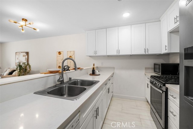 Front Image Thumbnail for CROC26091484