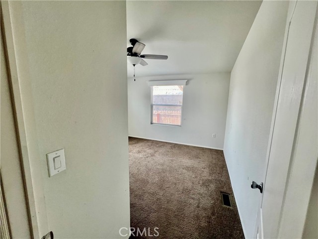 Detail Gallery Image 20 of 33 For 3000 S Chester Ave #48,  Bakersfield,  CA 93304 - 3 Beds | 2 Baths