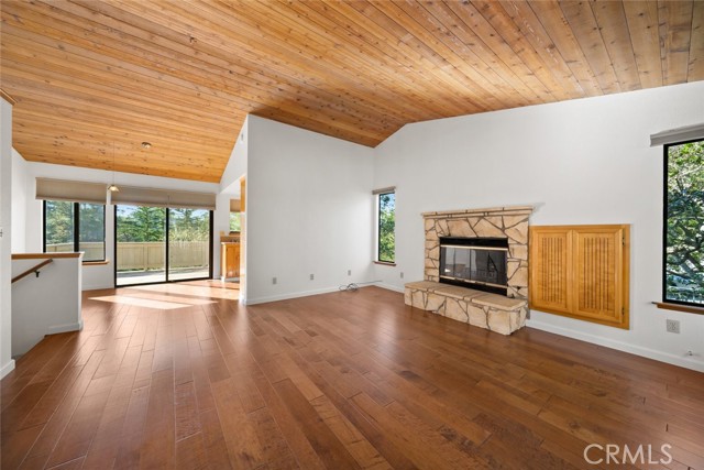 Detail Gallery Image 3 of 42 For 1779 Downing, Cambria,  CA 93428 - 3 Beds | 2/1 Baths