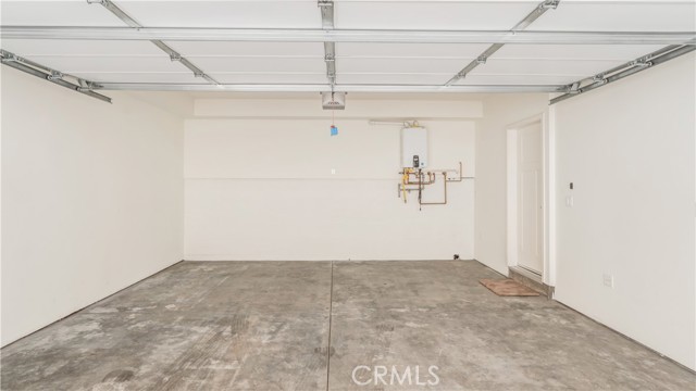 Image 32 of 41 For 1821 Westholmes Ave Avenue 1821