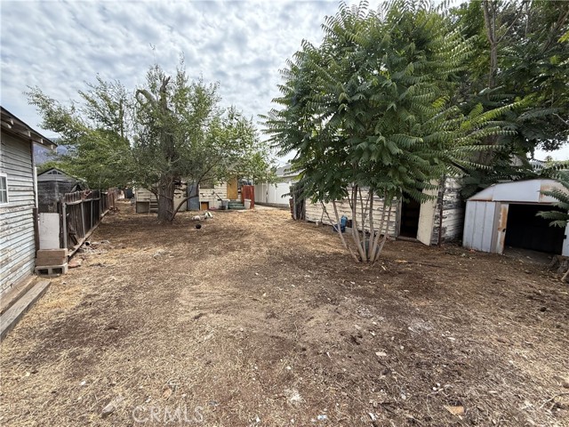 Detail Gallery Image 4 of 4 For 10619 Nassau Ave, Sunland,  CA 91040 - 2 Beds | 1 Baths