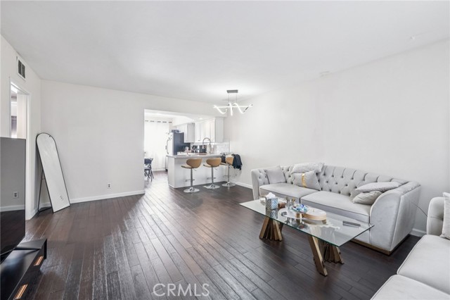 Detail Gallery Image 6 of 27 For 312 N Louise St #210,  Glendale,  CA 91206 - 2 Beds | 2 Baths