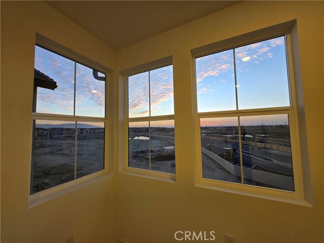 Detail Gallery Image 29 of 40 For 5961 Huntington Dr, Corona,  CA 92880 - 3 Beds | 2/1 Baths