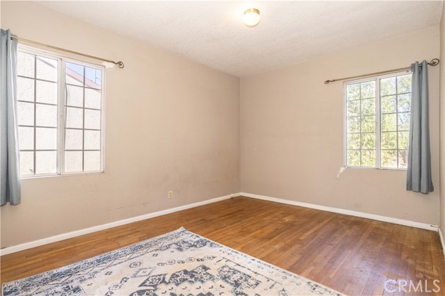 Detail Gallery Image 17 of 27 For 19113 Archwood St, Reseda,  CA 91335 - 3 Beds | 1 Baths