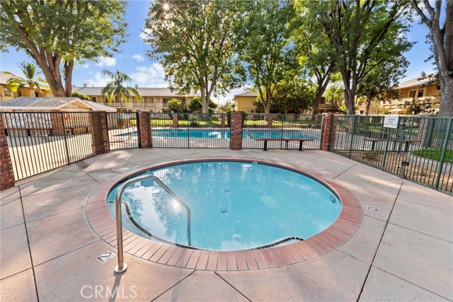 8031 Canby Ave, 4 photo 36