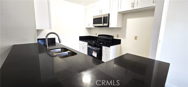 12563 Bradley Avenue, 7 photo 8