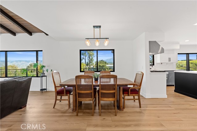 Detail Gallery Image 9 of 47 For 1909 Canyon, Redlands,  CA 92373 - 4 Beds | 3 Baths